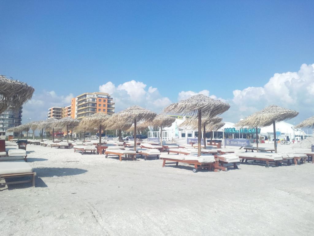 Bruno Summerland Mamaia
